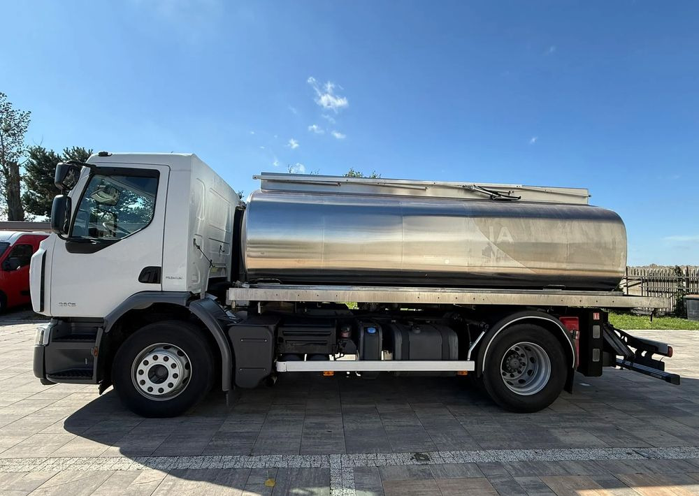 Renault Premium 280 DXI - Cisterna camión: foto 5 Renault Premium 280 DXI - Cisterna camión: foto 5