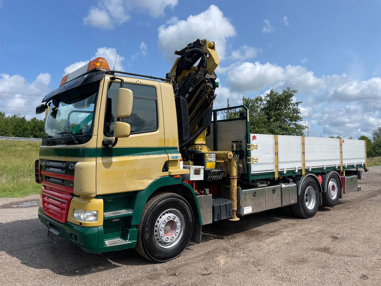 DAF CF 85.360 CF with Palfinger PK26002 with jib crane - Camión grúa: foto 3 DAF CF 85.360 CF with Palfinger PK26002 with jib crane - Camión grúa: foto 3