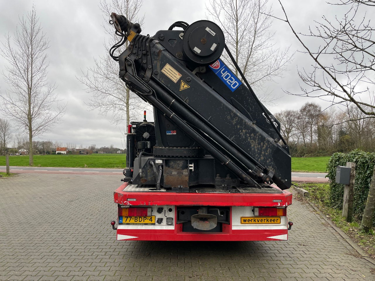 Iveco Stralis 360 with HMF 4020 K5 crane - Camión grúa: foto 5 Iveco Stralis 360 with HMF 4020 K5 crane - Camión grúa: foto 5