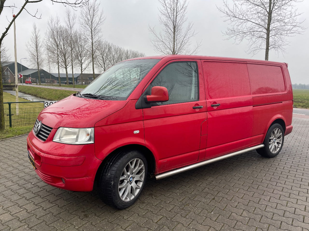 Volkswagen Transporter t5 2.5 L2 dubbele schuifdeur - Furgoneta pequeña: foto 2 Volkswagen Transporter t5 2.5 L2 dubbele schuifdeur - Furgoneta pequeña: foto 2