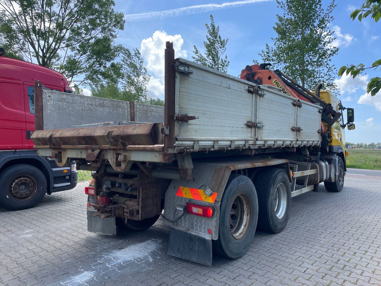 Volvo FM 12.380 .380 with Palfinger PK27000 with jib and tipper box - Volquete camión, Camión grúa: foto 4 Volvo FM 12.380 .380 with Palfinger PK27000 with jib and tipper box - Volquete camión, Camión grúa: foto 4