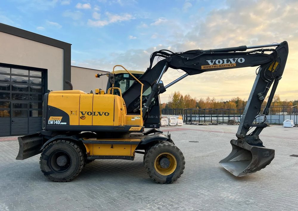 Volvo EW 140C | ROTOTILT - Excavadora de ruedas: foto 2 Volvo EW 140C | ROTOTILT - Excavadora de ruedas: foto 2