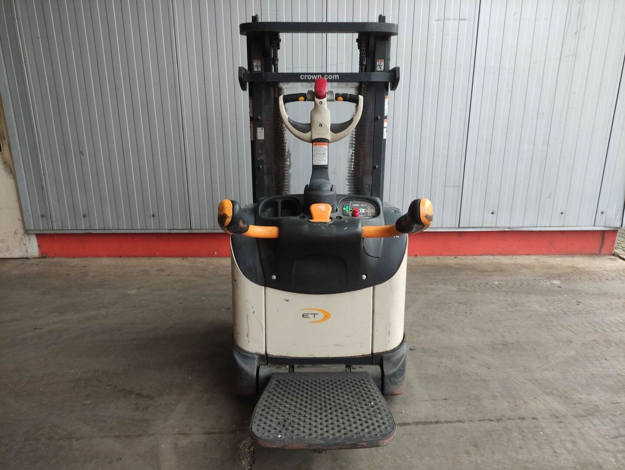 Crown ET4000 1.2TL (Doppelstock) - Apilador: foto 4 Crown ET4000 1.2TL (Doppelstock) - Apilador: foto 4