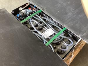 Eternity 24V 2 PZS 250 (NEU) - Acumulador: foto 1 Eternity 24V 2 PZS 250 (NEU) - Acumulador: foto 1