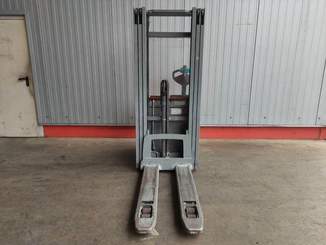 Jungheinrich EJC 216 Z - Apilador: foto 3 Jungheinrich EJC 216 Z - Apilador: foto 3