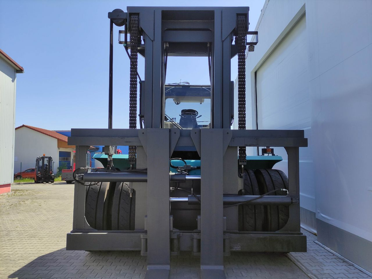 Konecranes SMV 28-1200 B - Carretilla elevadora diésel: foto 4 Konecranes SMV 28-1200 B - Carretilla elevadora diésel: foto 4