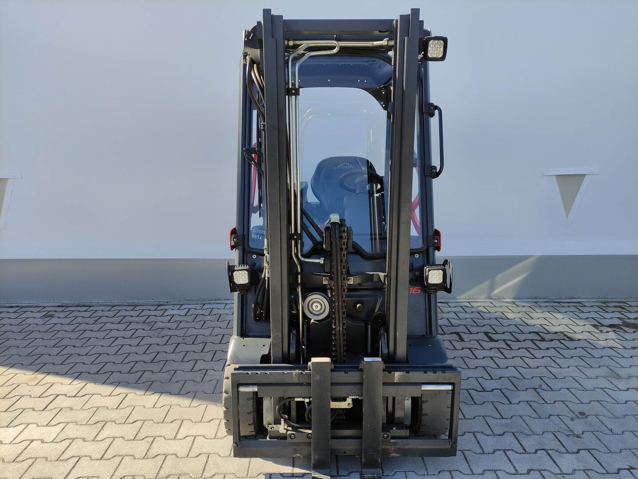 Linde E16-02-EVO-386 - Carretilla elevadora eléctrica: foto 3 Linde E16-02-EVO-386 - Carretilla elevadora eléctrica: foto 3