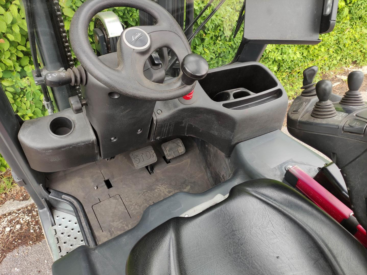 Linde E16PH-02-386-EVO - Carretilla elevadora eléctrica: foto 5 Linde E16PH-02-386-EVO - Carretilla elevadora eléctrica: foto 5