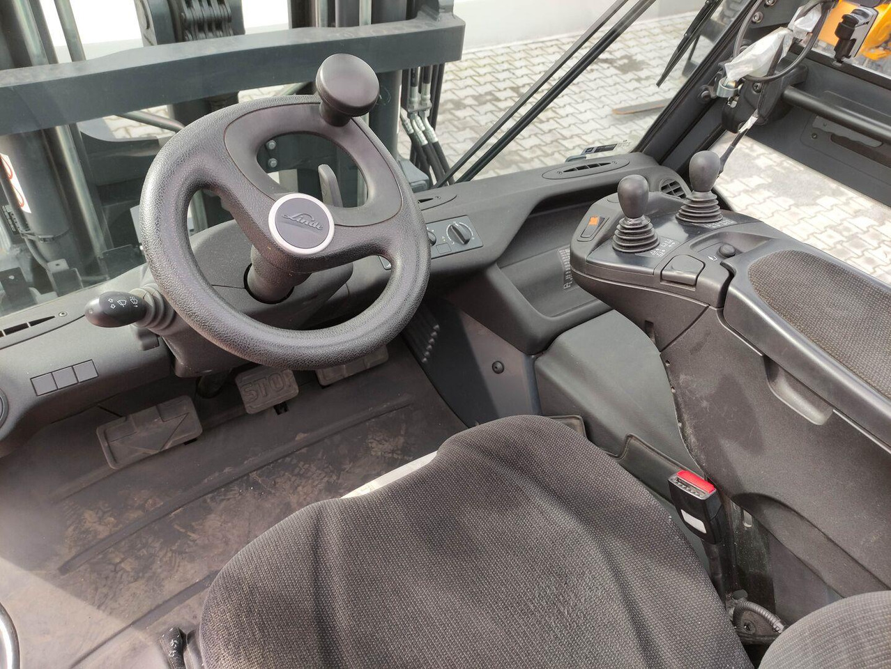 Linde E80-01/900 - Carretilla elevadora eléctrica: foto 5 Linde E80-01/900 - Carretilla elevadora eléctrica: foto 5