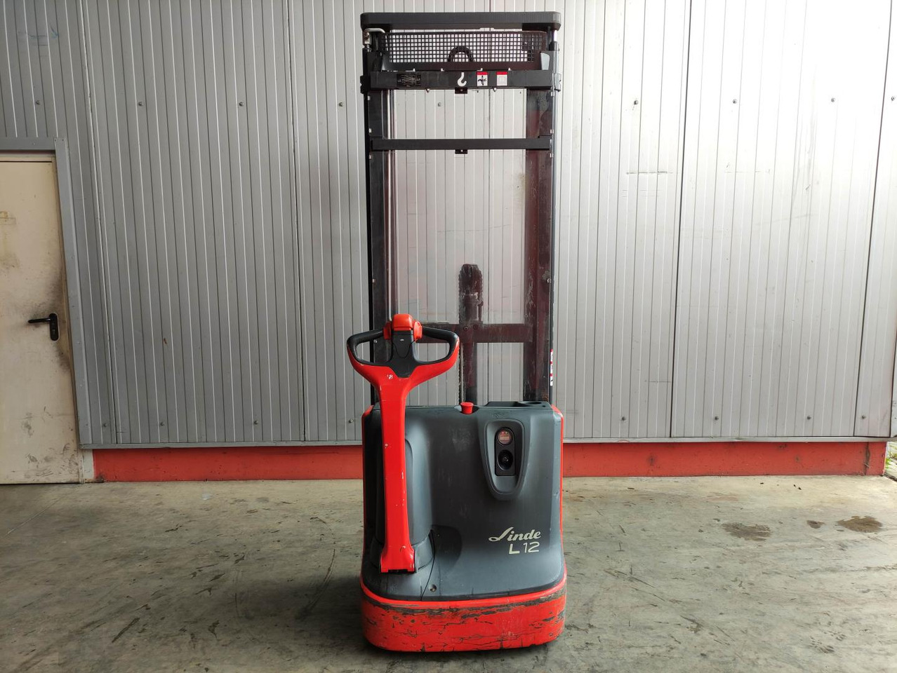 Linde L12 - Apilador: foto 4 Linde L12 - Apilador: foto 4