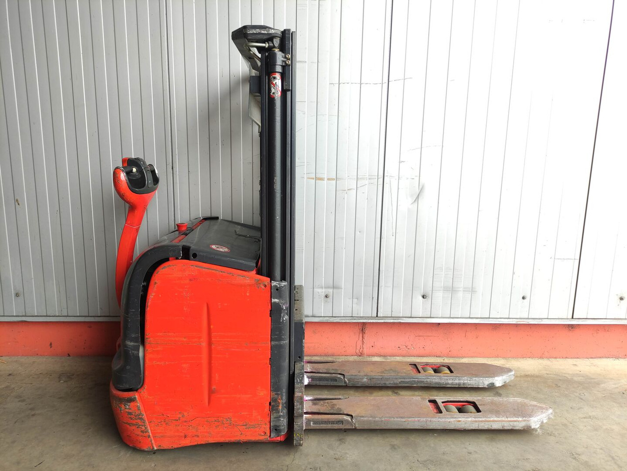 Linde L14-372 - Apilador: foto 2 Linde L14-372 - Apilador: foto 2