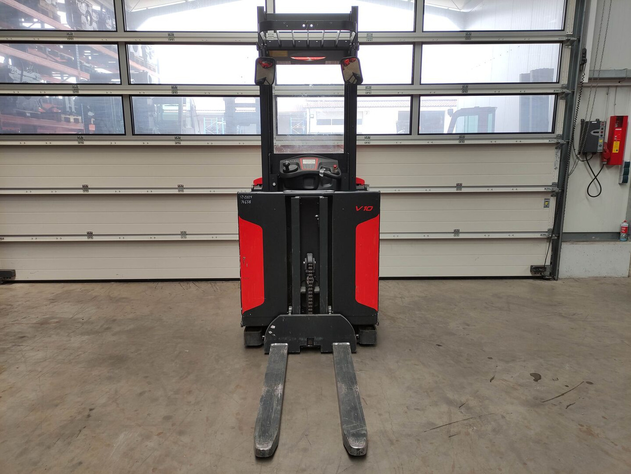 Linde V10-02 - Recoge pedidos: foto 3 Linde V10-02 - Recoge pedidos: foto 3