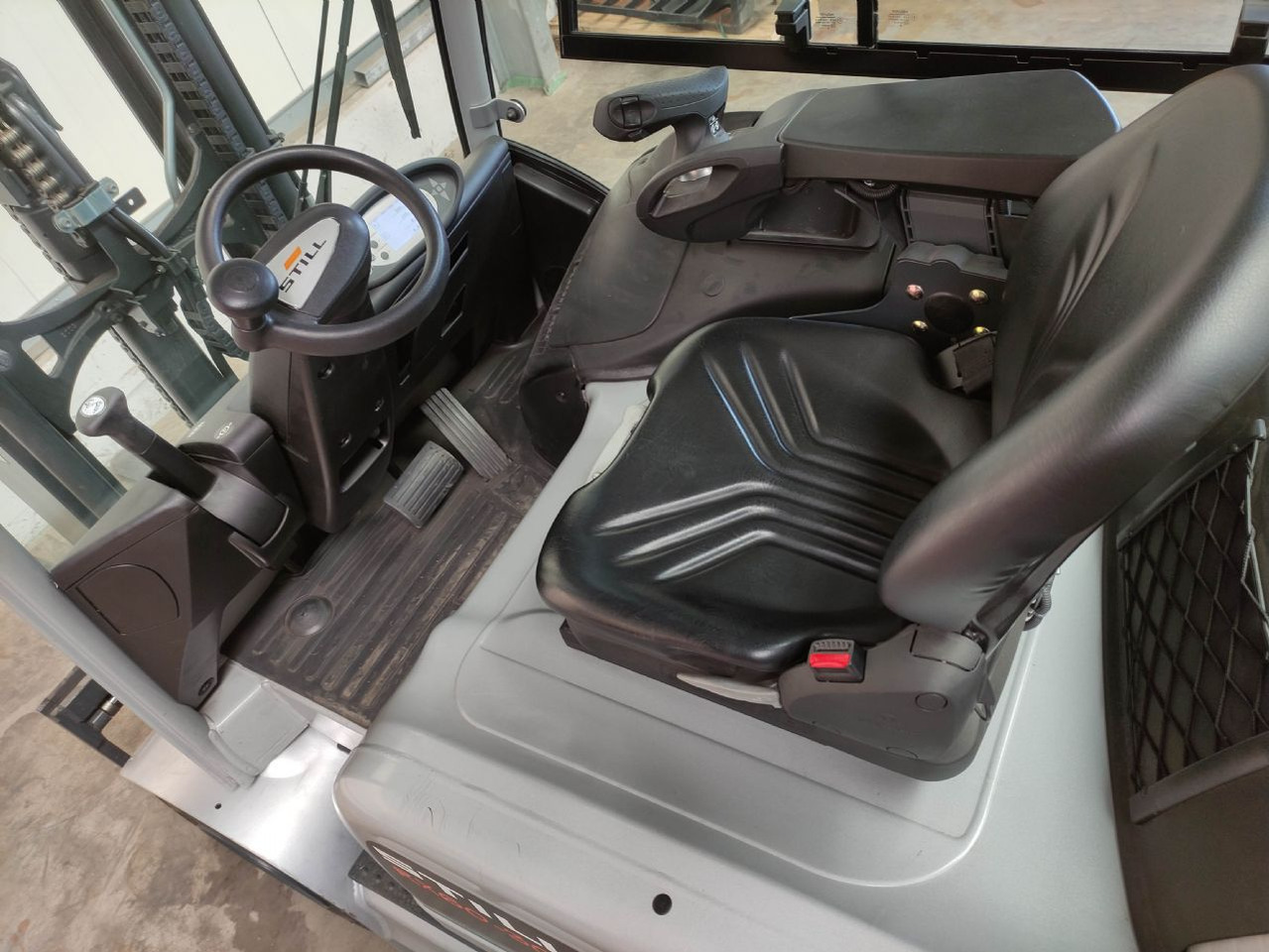 Still RX60-30 - Carretilla elevadora eléctrica: foto 5 Still RX60-30 - Carretilla elevadora eléctrica: foto 5