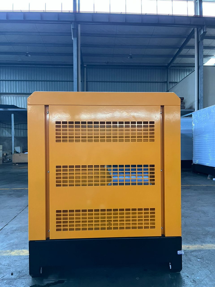 HELVETICA POWER HP080S1ASR 80KW / 100 KVA Diesel Stromgenerator - Generador industriale: foto 5 HELVETICA POWER HP080S1ASR 80KW / 100 KVA Diesel Stromgenerator - Generador industriale: foto 5