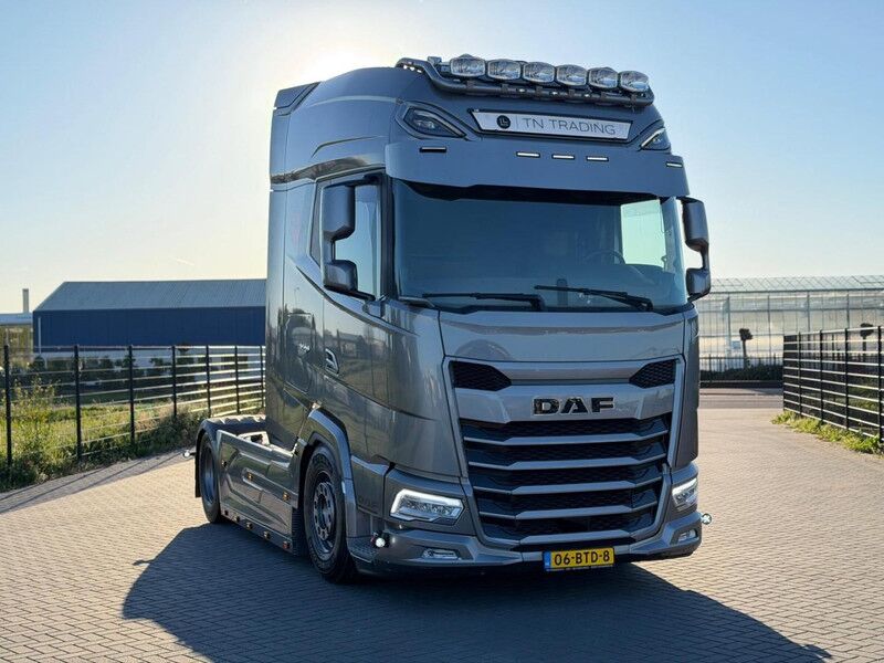 DAF XG+ 530 FT VOLLUCHT, RETARDER, 2X TANK, STAND AIRCO, SMART TACHO, TOP. - Cabeza tractora: foto 1 DAF XG+ 530 FT VOLLUCHT, RETARDER, 2X TANK, STAND AIRCO, SMART TACHO, TOP. - Cabeza tractora: foto 1