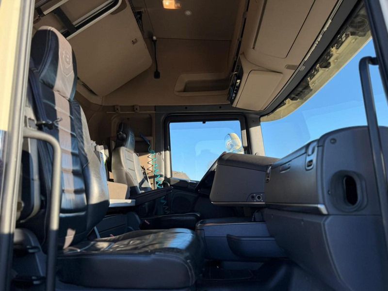 Scania R520 V8 VOLLUCHT, RETARDER, KING OF THE ROAD, RETARDER, SMART 2 TACHO. - Cabeza tractora: foto 3 Scania R520 V8 VOLLUCHT, RETARDER, KING OF THE ROAD, RETARDER, SMART 2 TACHO. - Cabeza tractora: foto 3