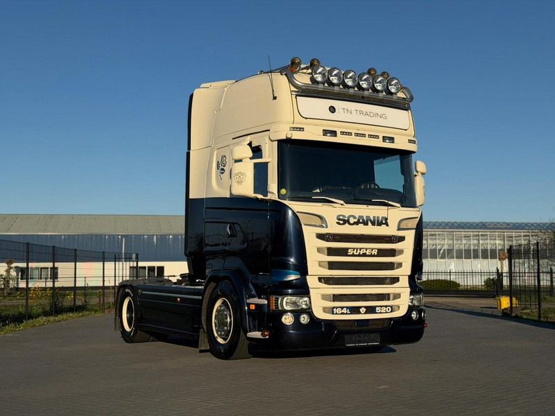 Scania R520 V8 VOLLUCHT, RETARDER, KING OF THE ROAD, RETARDER, SMART 2 TACHO. - Cabeza tractora: foto 1 Scania R520 V8 VOLLUCHT, RETARDER, KING OF THE ROAD, RETARDER, SMART 2 TACHO. - Cabeza tractora: foto 1