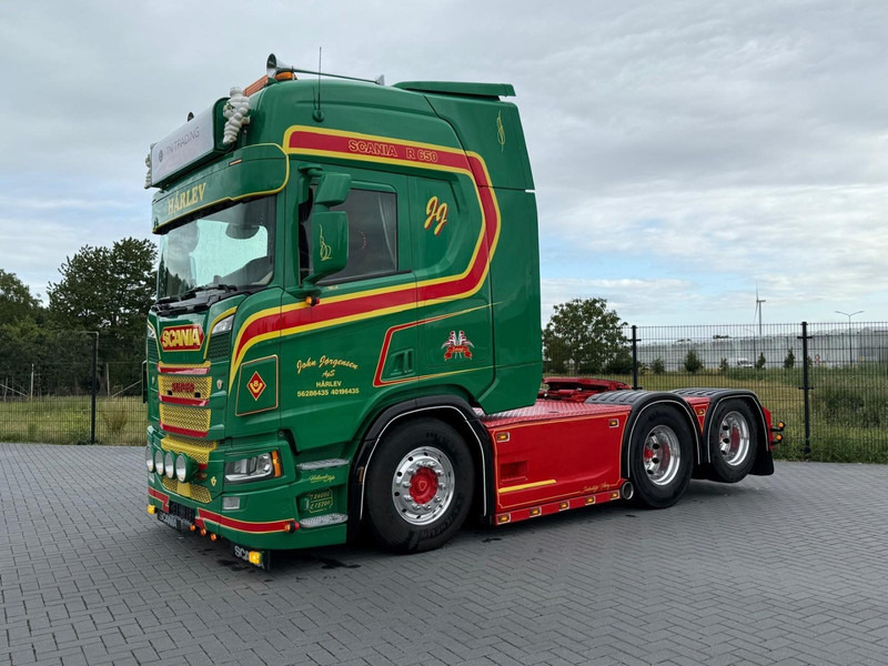 Scania R650 V8 SHOWTRUCK, VOLLUCHT, RETARDER, AUDIO, HYDRAULIEK, COMPLEET VOL. - Cabeza tractora: foto 5 Scania R650 V8 SHOWTRUCK, VOLLUCHT, RETARDER, AUDIO, HYDRAULIEK, COMPLEET VOL. - Cabeza tractora: foto 5