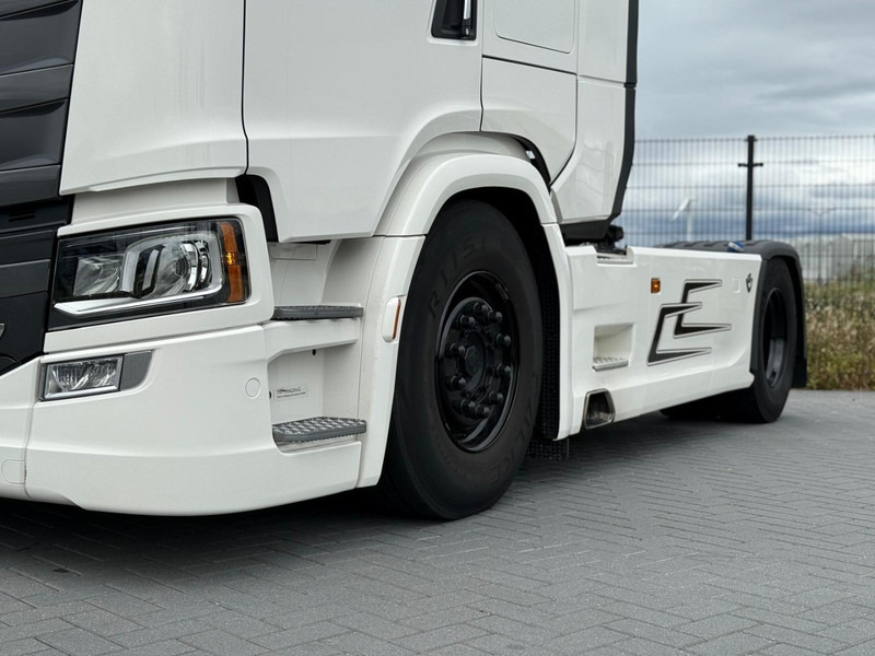 Cabeza tractora Scania S590 V8 NGS FULL AIR, PARK COOL, RETARDER, 2 TANKS.: foto 9