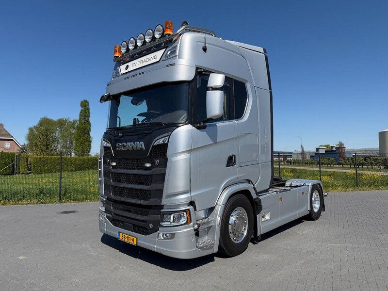 Scania S590 VOLLUCHT, ALCOA, LEER, HYDRAULIEK, RETARDER, TOP. - Cabeza tractora: foto 3 Scania S590 VOLLUCHT, ALCOA, LEER, HYDRAULIEK, RETARDER, TOP. - Cabeza tractora: foto 3