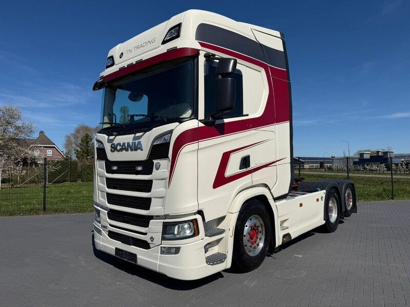 Scania S650 V8 NGS 3.35WB, PTO, FULL AIR, RETARDER, KING OF THE ROAD. - Cabeza tractora: foto 4 Scania S650 V8 NGS 3.35WB, PTO, FULL AIR, RETARDER, KING OF THE ROAD. - Cabeza tractora: foto 4