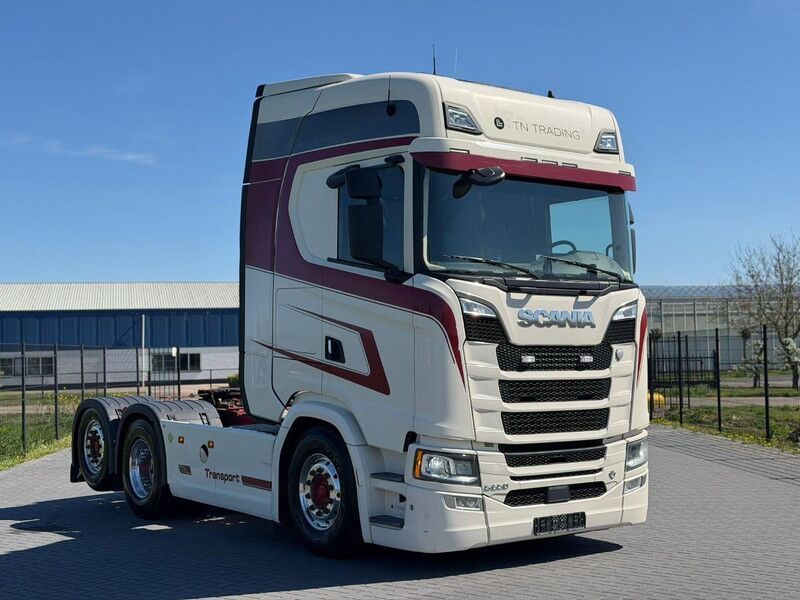 Scania S650 V8 NGS 3.35WB, PTO, FULL AIR, RETARDER, KING OF THE ROAD. - Cabeza tractora: foto 1 Scania S650 V8 NGS 3.35WB, PTO, FULL AIR, RETARDER, KING OF THE ROAD. - Cabeza tractora: foto 1