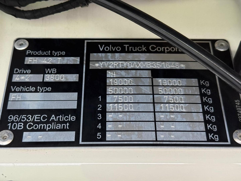 Volvo FH 13.460XL Turbocompound, leer, vollucht, 2 tanks, dubbel glas, vol spoiler. - Cabeza tractora: foto 5 Volvo FH 13.460XL Turbocompound, leer, vollucht, 2 tanks, dubbel glas, vol spoiler. - Cabeza tractora: foto 5