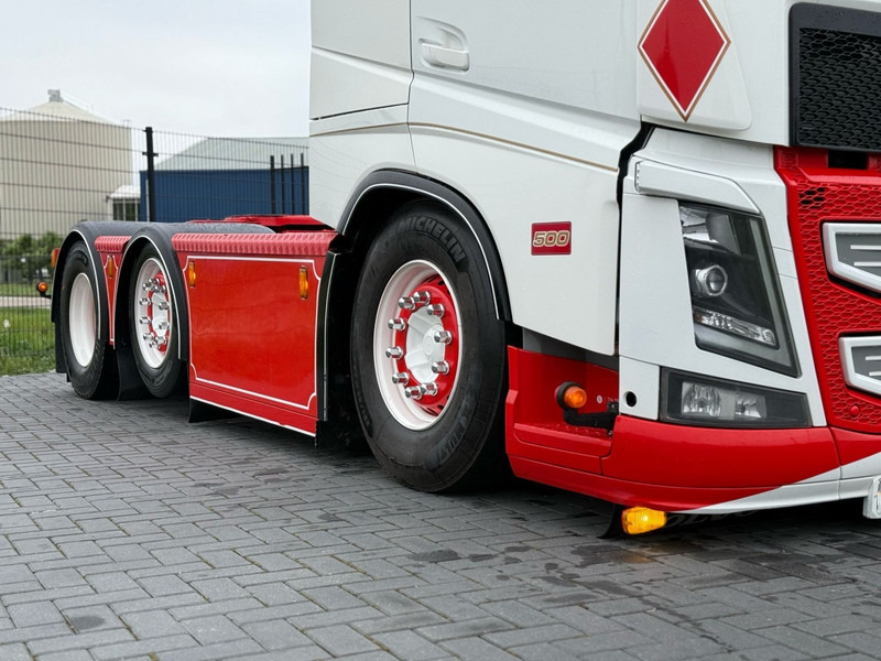 Volvo FH 13.500 SHOWTRUCK, VOLLUCHT, EURO 6, 6X2/4, PTO, SHOW INTERIEUR. - Cabeza tractora: foto 5 Volvo FH 13.500 SHOWTRUCK, VOLLUCHT, EURO 6, 6X2/4, PTO, SHOW INTERIEUR. - Cabeza tractora: foto 5