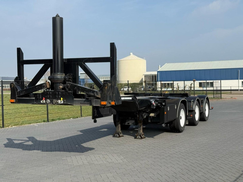 D-Tec CTD-41-03D TIPPER, CONTAINER, STEERING, LIFT AXLE. - Portacontenedore/ Intercambiable semirremolque: foto 1 D-Tec CTD-41-03D TIPPER, CONTAINER, STEERING, LIFT AXLE. - Portacontenedore/ Intercambiable semirremolque: foto 1