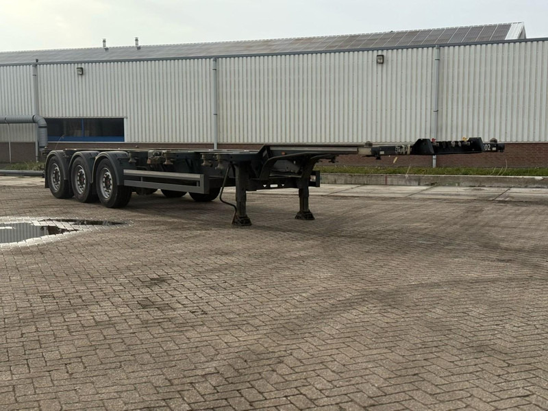 Kögel PORT 40 SIMPLEX 20 CONTAINER CHASSIS, NL TRAILER, 2020 - Portacontenedore/ Intercambiable semirremolque: foto 1 Kögel PORT 40 SIMPLEX 20 CONTAINER CHASSIS, NL TRAILER, 2020 - Portacontenedore/ Intercambiable semirremolque: foto 1