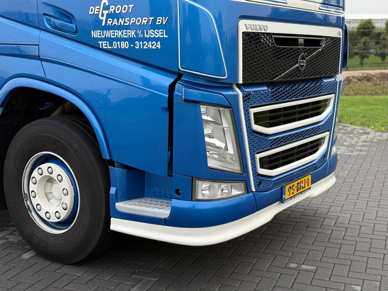 Volvo FH 540 CONTAINER TRANSPORT, KIEP SYSTEEM, LEATHER SEATS, TOP. - Portacontenedore/ Intercambiable camión: foto 4 Volvo FH 540 CONTAINER TRANSPORT, KIEP SYSTEEM, LEATHER SEATS, TOP. - Portacontenedore/ Intercambiable camión: foto 4