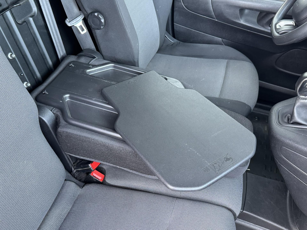 Furgoneta pequeña Citroën Berlingo-1.6 BlueHDI Club Airco Cruise Carplay Trekhaak Imperiaal Pdc: foto 16