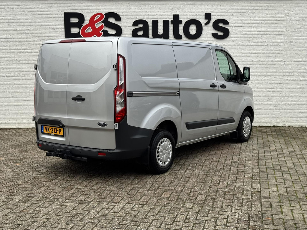 Ford Transit Custom-270 2.2 TDCI L1H1 Trend Cruise control Airco Winterpack Parkeersensoren v/a Achteruitrijcamera Bluetooth - Furgón: foto 2 Ford Transit Custom-270 2.2 TDCI L1H1 Trend Cruise control Airco Winterpack Parkeersensoren v/a Achteruitrijcamera Bluetooth - Furgón: foto 2