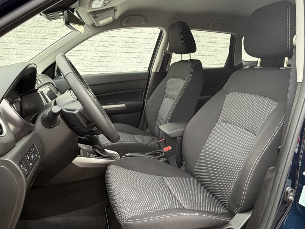 Suzuki Vitara-1.5 Hybrid Automaat Adapt Cruise Clima Stoelverwarming Camera + Sensoren Dab+ Carplay Full led - Otros: foto 2 Suzuki Vitara-1.5 Hybrid Automaat Adapt Cruise Clima Stoelverwarming Camera + Sensoren Dab+ Carplay Full led - Otros: foto 2