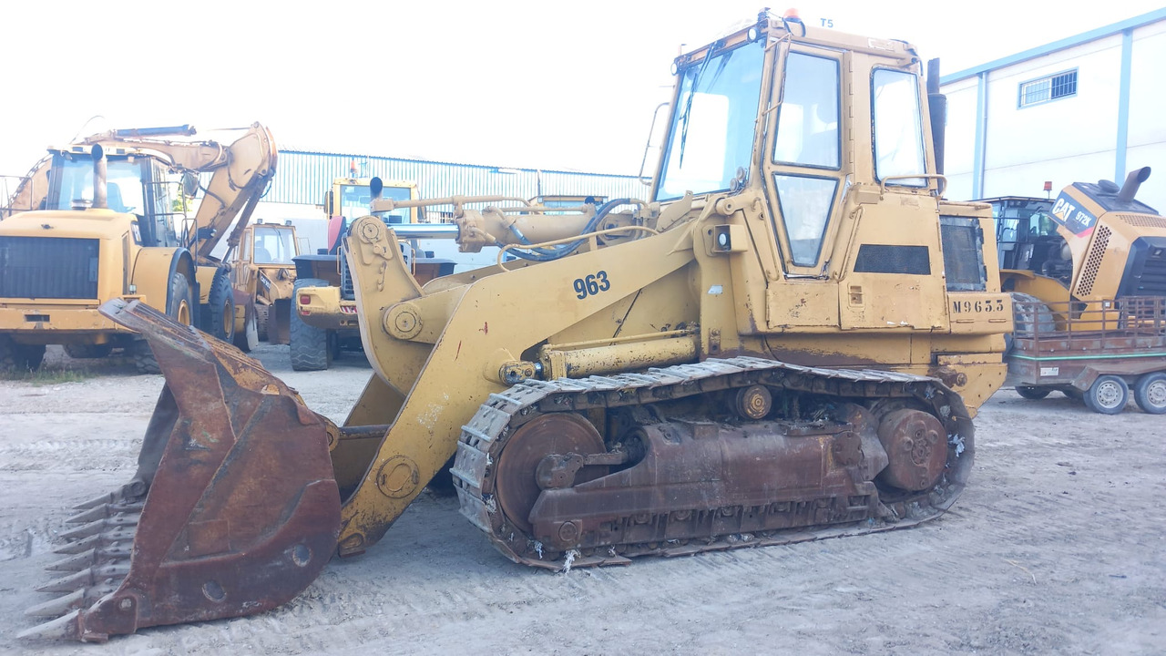 Caterpillar 963 - Cargadora de cadenas: foto 2 Caterpillar 963 - Cargadora de cadenas: foto 2