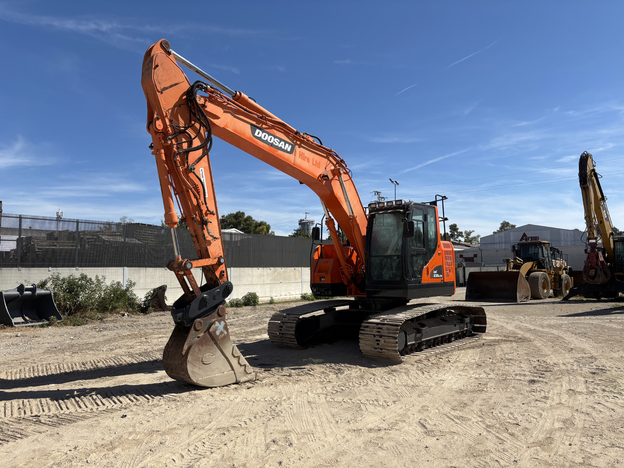 DOOSAN DX235LCR - Excavadora de cadenas: foto 1 DOOSAN DX235LCR - Excavadora de cadenas: foto 1