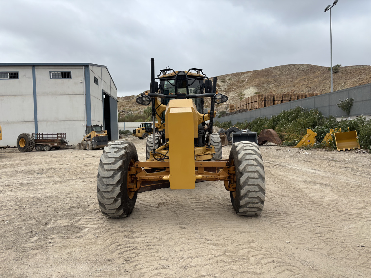 Leasing financiero de CATERPILLAR 140M leasing CATERPILLAR 140M: foto 8