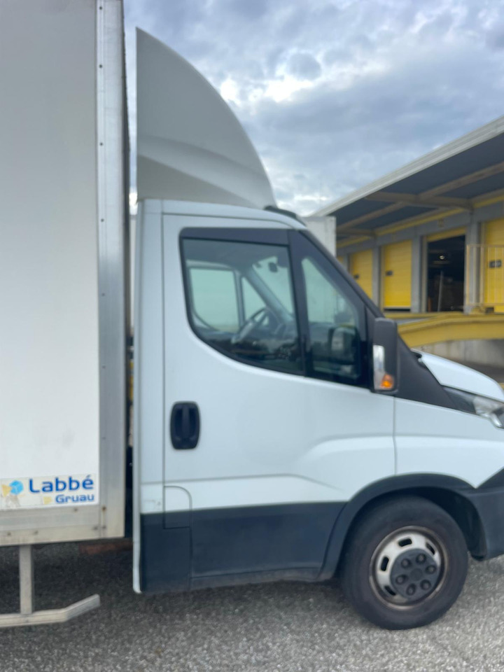IVECO Dailly 35c16 - Furgoneta: foto 2 IVECO Dailly 35c16 - Furgoneta: foto 2