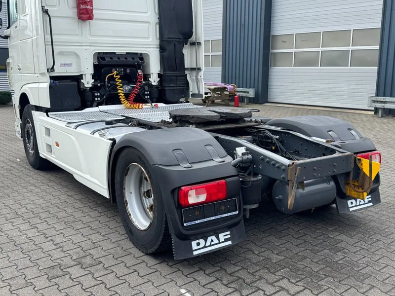 DAF XF 530 Super Space Cab Smart Tacho - Cabeza tractora: foto 5 DAF XF 530 Super Space Cab Smart Tacho - Cabeza tractora: foto 5