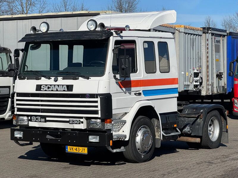 Scania P93 M 230 Longline - Cabeza tractora: foto 1 Scania P93 M 230 Longline - Cabeza tractora: foto 1
