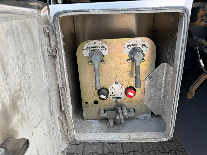 Volquete semirremolque Istrail Kipper / SAF-Disc / MOT 03-2026: foto 20
