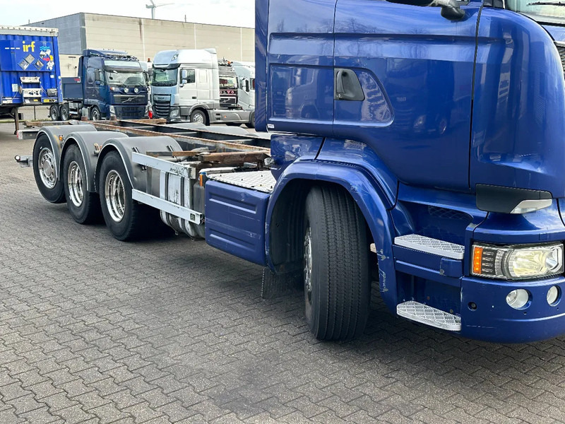 Scania R520 V8 8x4*4 Bdf / Retarder / 2 Tank / Full Air / Euro 6 - Portacontenedore/ Intercambiable camión: foto 3 Scania R520 V8 8x4*4 Bdf / Retarder / 2 Tank / Full Air / Euro 6 - Portacontenedore/ Intercambiable camión: foto 3