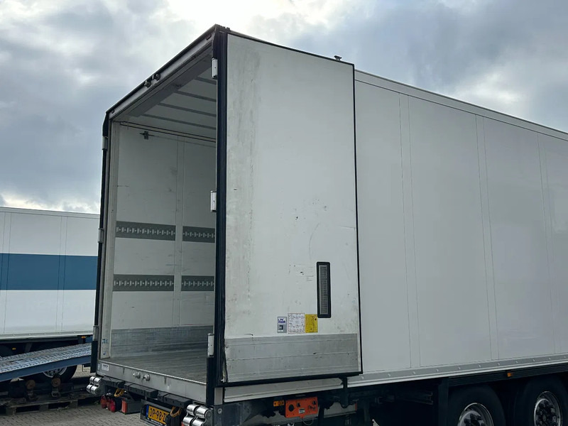 Schmitz Cargobull Thermo King SLXi 300 / Disc-Brakes / Laadklep / APK 9-2026! - Frigorífico semirremolque: foto 5 Schmitz Cargobull Thermo King SLXi 300 / Disc-Brakes / Laadklep / APK 9-2026! - Frigorífico semirremolque: foto 5