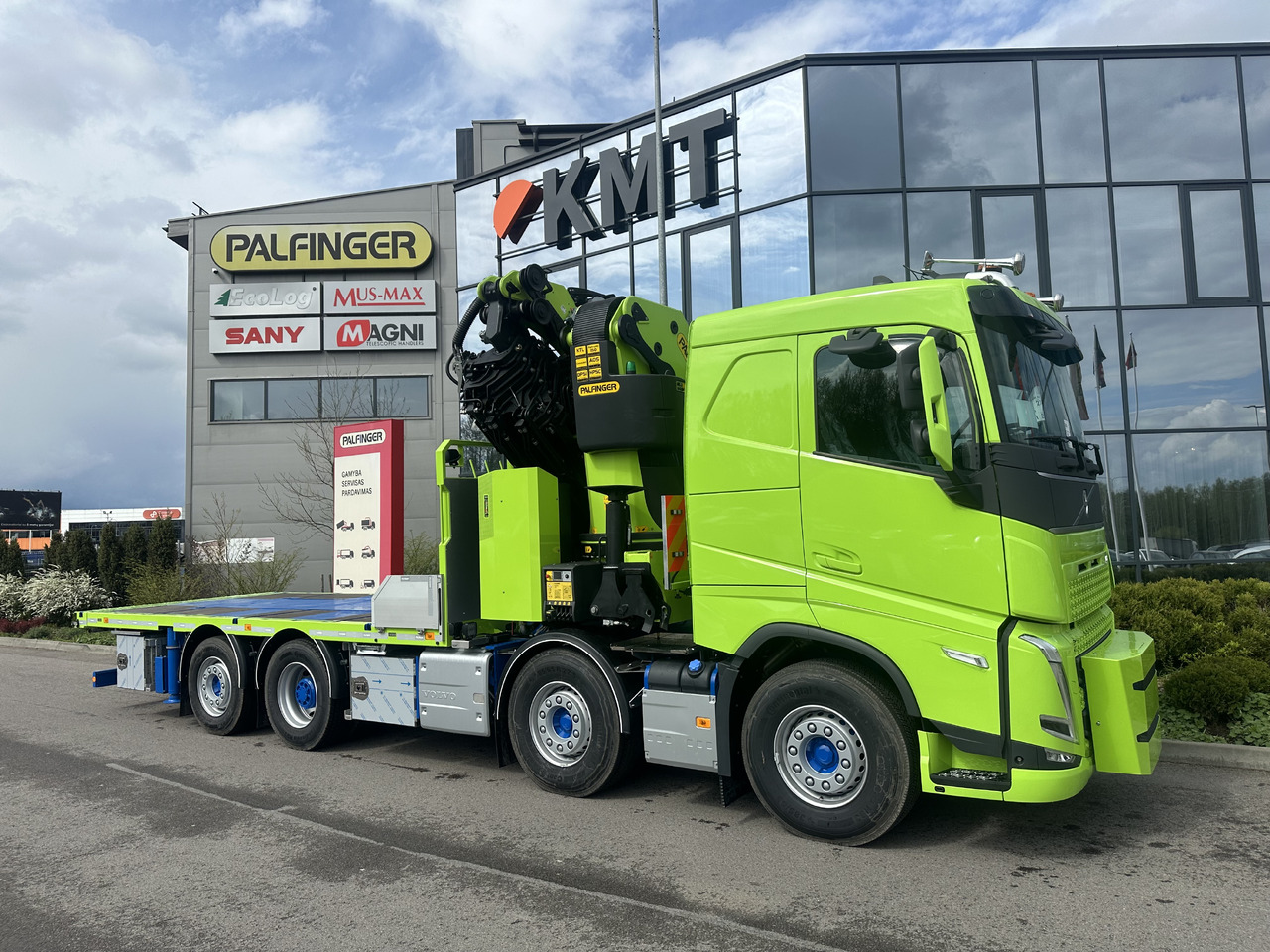 Volvo FH 500 with Palfinger PK 92002-SH crane - Camión grúa: foto 1 Volvo FH 500 with Palfinger PK 92002-SH crane - Camión grúa: foto 1