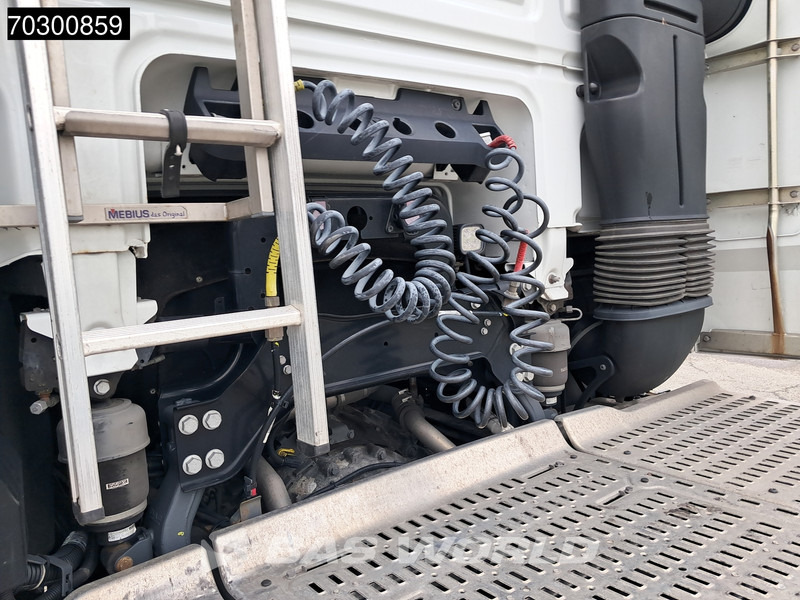 Cabeza tractora DAF XF 480 4X2 SSC Retarder Standklima: foto 13 Cabeza tractora DAF XF 480 4X2 SSC Retarder Standklima: foto 13