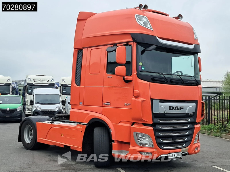 DAF XF 530 4X2 SSC Retarder 2x Tanks Standklima Navi ACC LED - Cabeza tractora: foto 3 DAF XF 530 4X2 SSC Retarder 2x Tanks Standklima Navi ACC LED - Cabeza tractora: foto 3