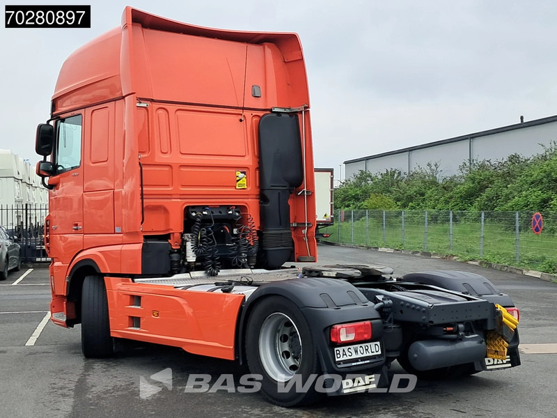 DAF XF 530 4X2 SSC Retarder 2x Tanks Standklima Navi ACC LED - Cabeza tractora: foto 2 DAF XF 530 4X2 SSC Retarder 2x Tanks Standklima Navi ACC LED - Cabeza tractora: foto 2