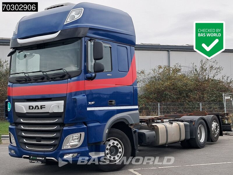 DAF XF 480 6X2 BDF Retarder SSC Lift+Steering Axle Automatic BTS-DAF Dealer Leasing EU - Portacontenedore/ Intercambiable camión: foto 1 DAF XF 480 6X2 BDF Retarder SSC Lift+Steering Axle Automatic BTS-DAF Dealer Leasing EU - Portacontenedore/ Intercambiable camión: foto 1