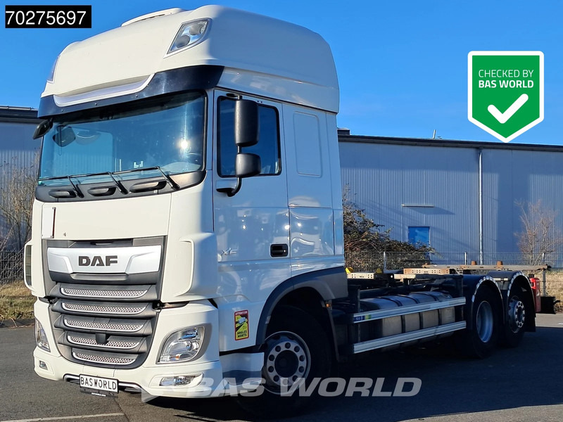 DAF XF 480 6X2 FAN SSC Retarder Lift+Lenkachse StandKlima ACC Euro 6 - Portacontenedore/ Intercambiable camión: foto 1 DAF XF 480 6X2 FAN SSC Retarder Lift+Lenkachse StandKlima ACC Euro 6 - Portacontenedore/ Intercambiable camión: foto 1