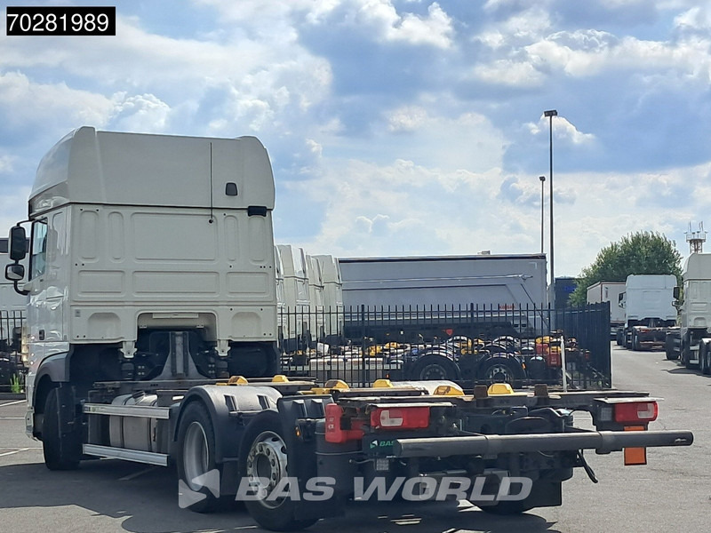 DAF XF 480 6X2 SSC BDF Retarder 2xTanks Lift+Lenkachse ACC Euro 6 - Portacontenedore/ Intercambiable camión: foto 2 DAF XF 480 6X2 SSC BDF Retarder 2xTanks Lift+Lenkachse ACC Euro 6 - Portacontenedore/ Intercambiable camión: foto 2